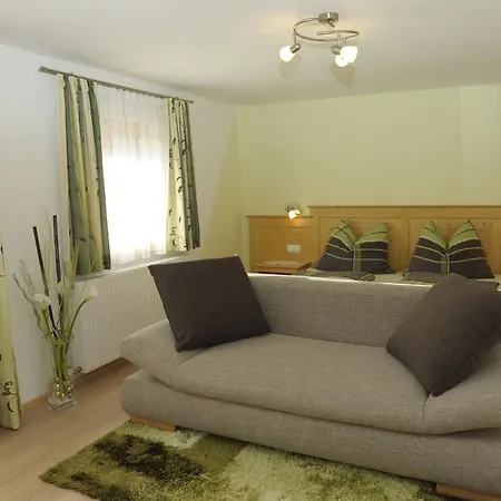 Urlaub Am Raderhof In Der Ferienregion Lungau Appartement *